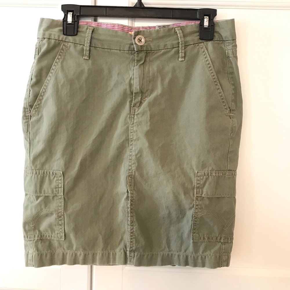 Levi’s Army Green skirt 6